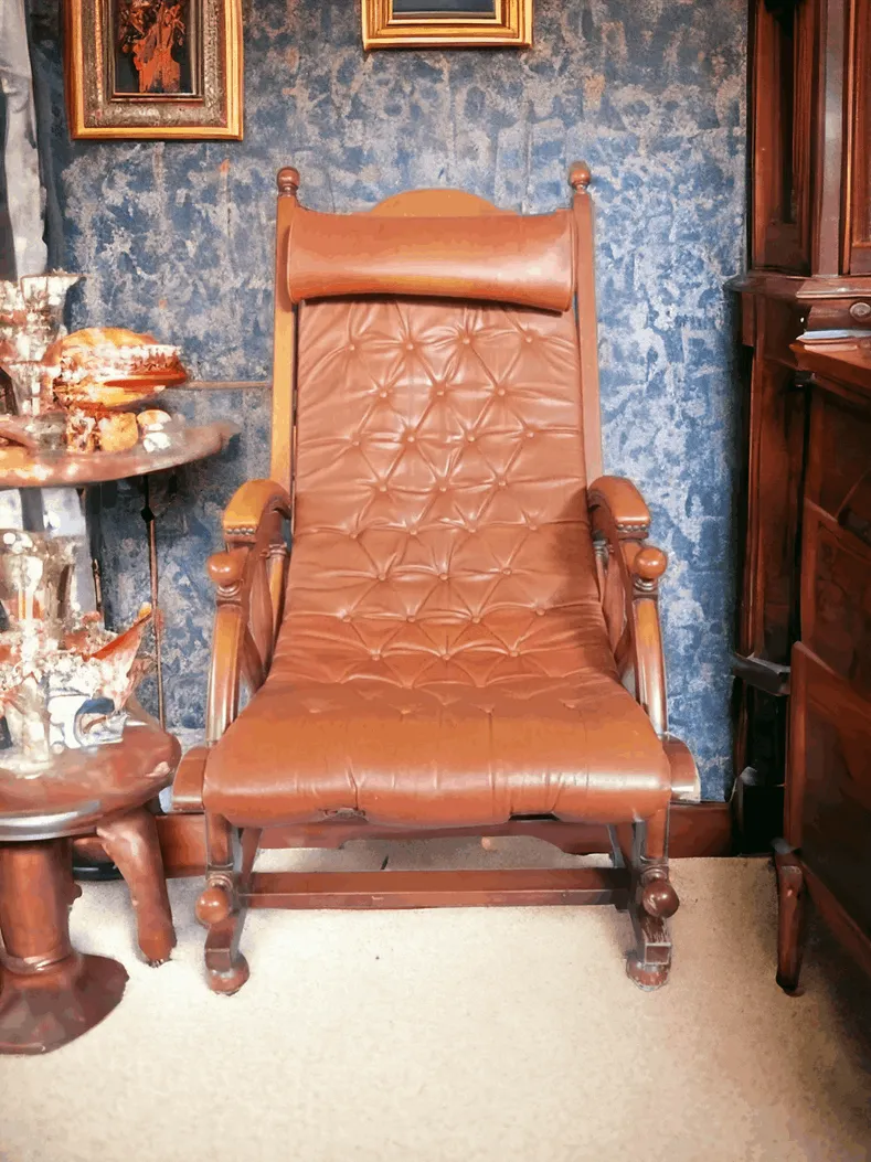 Le fauteuil relax maritime naval est un meuble qui allie confort et style nautique, parfait pour ceux qui aiment l'atmosphère de la mer et souhaitent apporter une touche d'élégance maritime dans leur espace. Réalisé avec une structure solide en bois et recouvert de cuir, ce fauteuil est idéal pour se détendre et profiter de moments de tranquillité. Caractéristiques principales : Design Nautique : Inspiré de l'esthétique marine, le fauteuil présente des lignes épurées et des formes ergonomiques, en faisant non seulement un objet de décoration, mais aussi un élément décoratif qui évoque la vie à bord. Des détails tels que la forme des accoudoirs et la structure robuste rappellent l'idée d'un bateau, parfait pour les amateurs de la mer. Structure en Bois Massif : La base en bois massif offre stabilité et robustesse, garantissant une longue durée de vie. Le bois est souvent traité avec des finitions qui mettent en valeur les veines naturelles, lui donnant une apparence chaleureuse et accueillante. Revêtement en Cuir : Le revêtement en cuir de haute qualité ajoute non seulement une touche de luxe, mais est aussi facile à nettoyer et à entretenir. Le cuir résiste à l'usure, rendant ce fauteuil idéal pour un usage quotidien. La douceur du matériau contribue au confort général du fauteuil. Fonction Relax : Conçu pour un maximum de détente, le fauteuil offre un mécanisme inclinable qui permet de trouver la position la plus confortable pour lire, regarder la télévision ou simplement se reposer. Le design ergonomique soutient bien le dos et le cou, favorisant une expérience de relaxation totale. Pourquoi le choisir ? Le fauteuil relax maritime naval en cuir et bois est un excellent choix pour ceux qui recherchent un meuble alliant élégance et fonctionnalité. Il est parfait pour les salons, les coins lecture ou les vérandas, apportant une touche de fraîcheur et de tranquillité. Avec son design distinctif et son confort inégalé, il devient un lieu idéal pour échapper à l'agitation quotidienne et profiter de moments de paix et de détente.